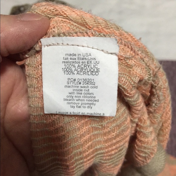 BeBe Sleeveless Cardigan - Picture 3 of 8